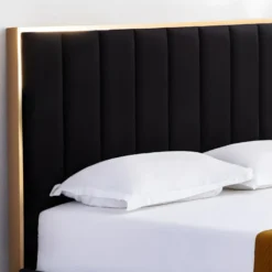 Tête De Lit CLARISSE Coutures Verticales - 160 Cm - Velours - Noir Et Doré -Sominova Soldes Boutique accessoire de spa 424615