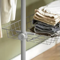 SoBuy Télescopique Garde-Robe Système De Penderie Télescopique Avec 5 Barres Portant De Vêtement, 2 Paniers, 1 Bras De Garde-Robe Latéral Et 1 Vêtement Fork - Largeur Et Hauteur Ajustable, KLS04-HG -Sominova Soldes Boutique dressing et vestiaire 22798679