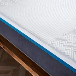 Matelas 90x200cm Equilibré, Latex Naturel Et Gel Mémoire De Forme, 28 Cm D'épaisseur -Sominova Soldes Boutique matelas 9193099